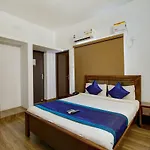 Oyo 7791 Mogappair