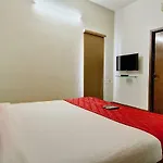 Oyo 7791 Mogappair