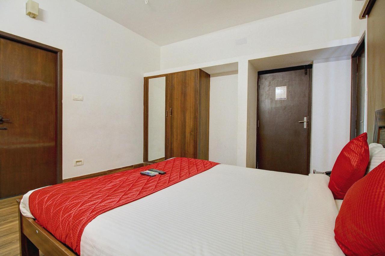 Hotel Oyo 7791 Mogappair 3*