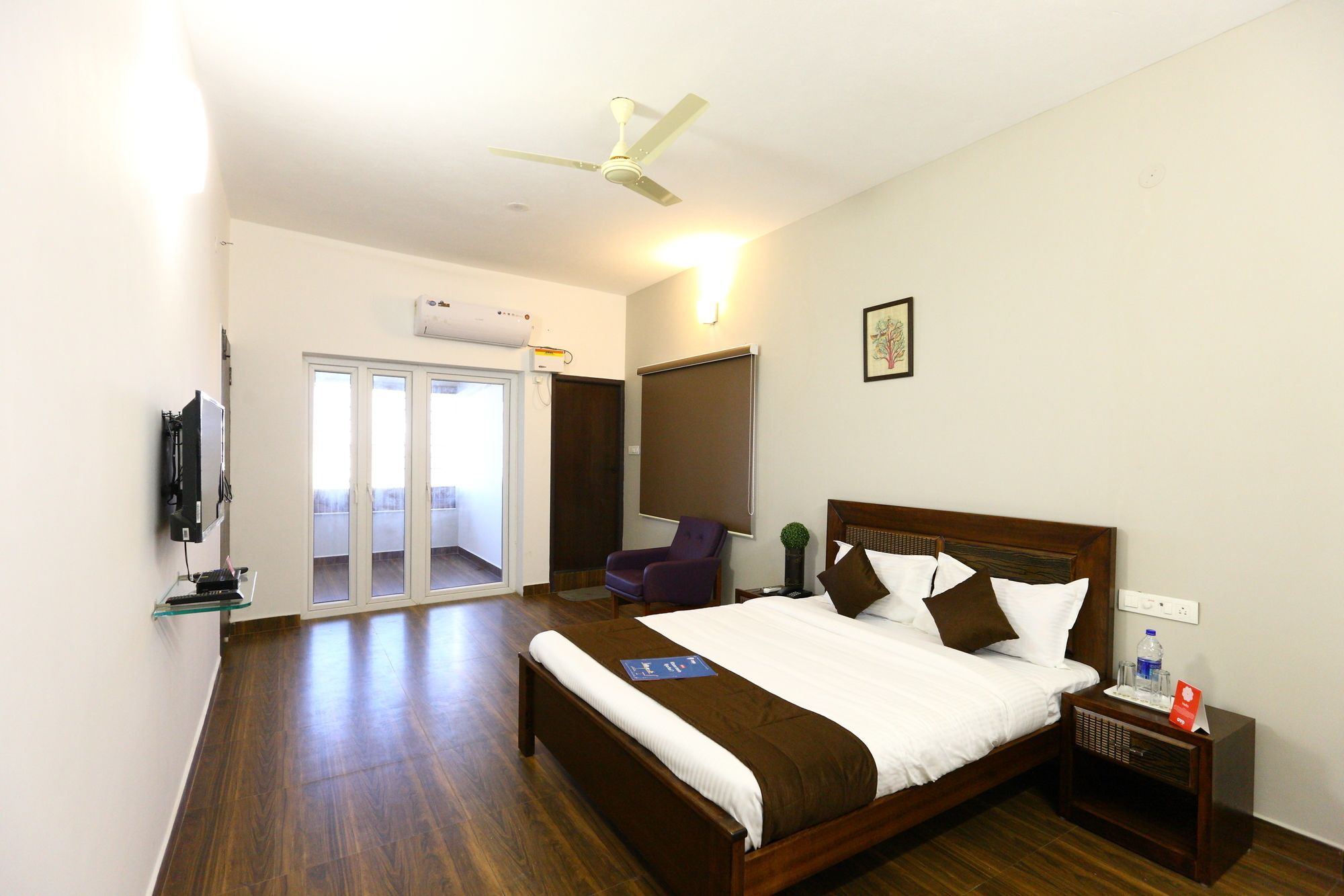 Oyo 7791 Mogappair Hotel 3*
